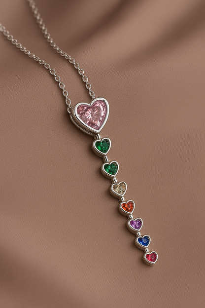 Zarafetin Işıltısı – Kalp Taşlı Kolye