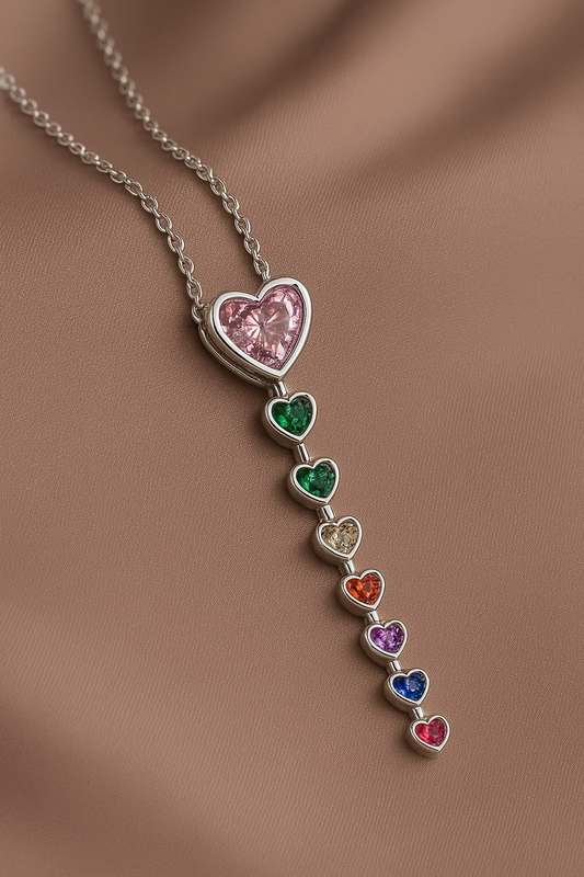 Zarafetin Işıltısı – Kalp Taşlı Kolye