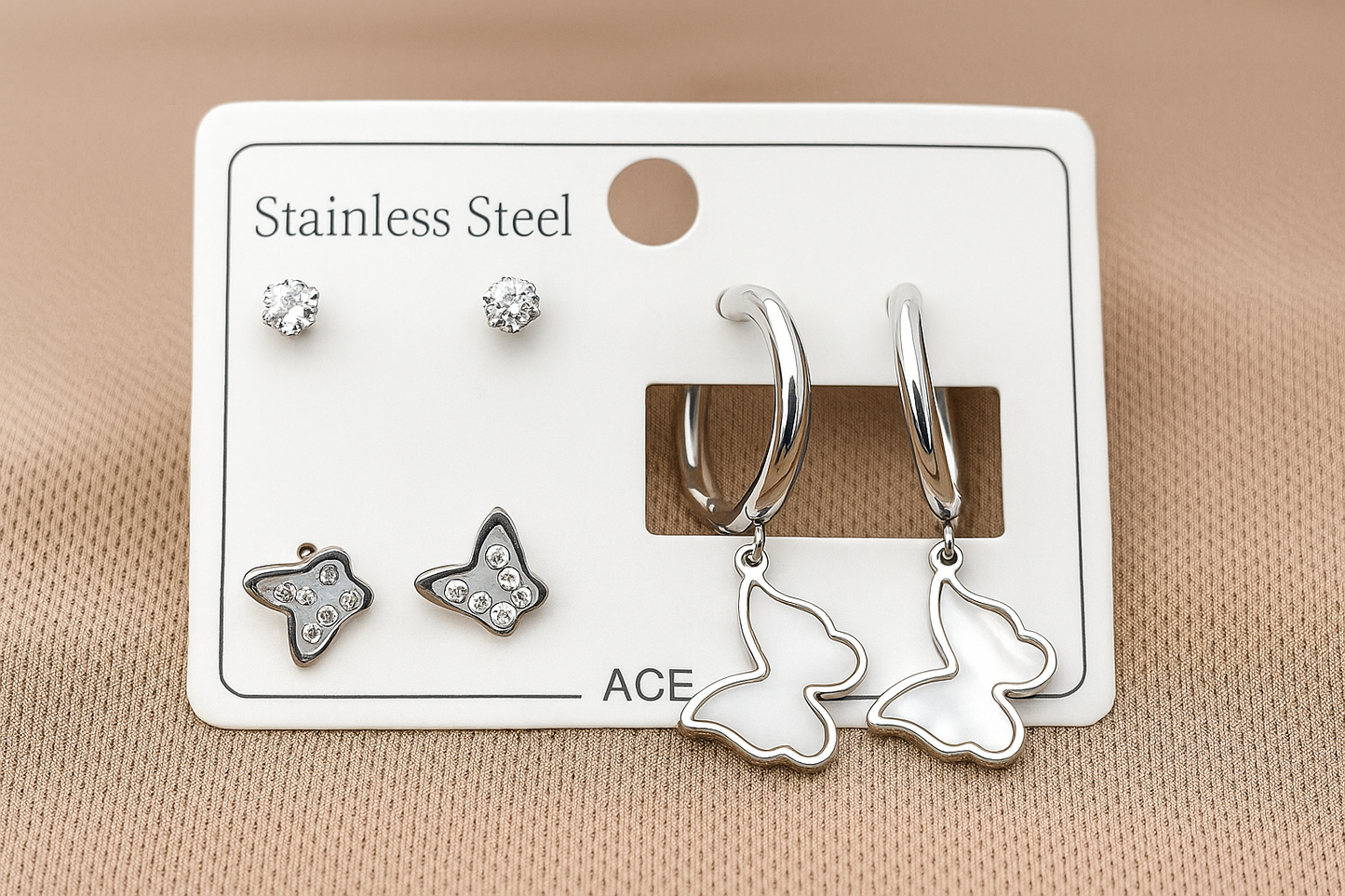 Üçlü Kelebek Küpeler Seti – Parlak Paslanmaz Çelikten, Uzun Süre Işıltısını Korur