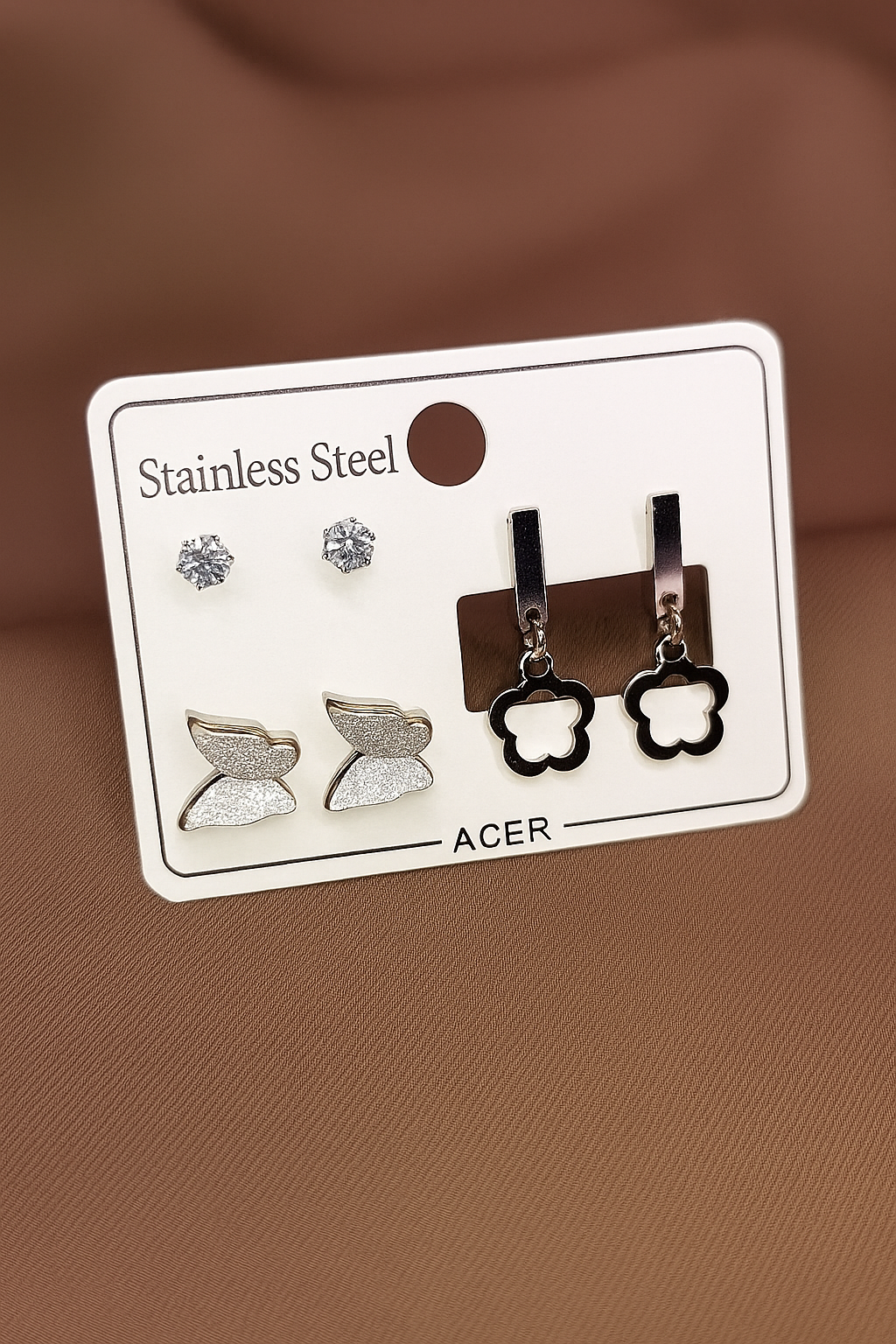 Üçlü Küpe Seti – Parlak Paslanmaz Çelik, Zarafet ve Işıltı Bir Arada