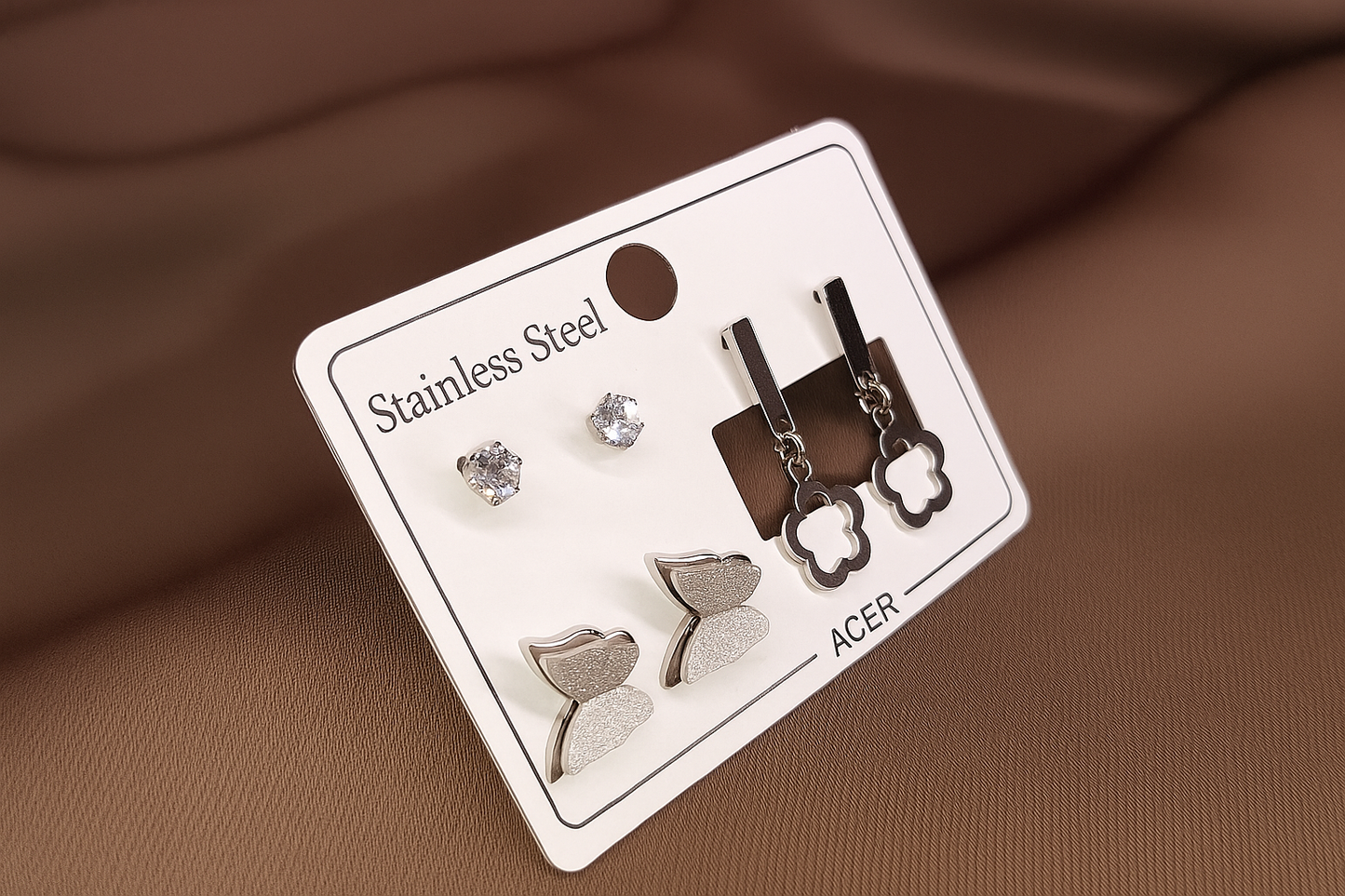 Üçlü Küpe Seti – Parlak Paslanmaz Çelik, Zarafet ve Işıltı Bir Arada